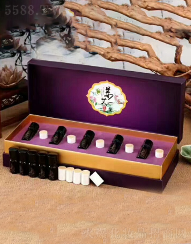 ���۷��˽���һ��