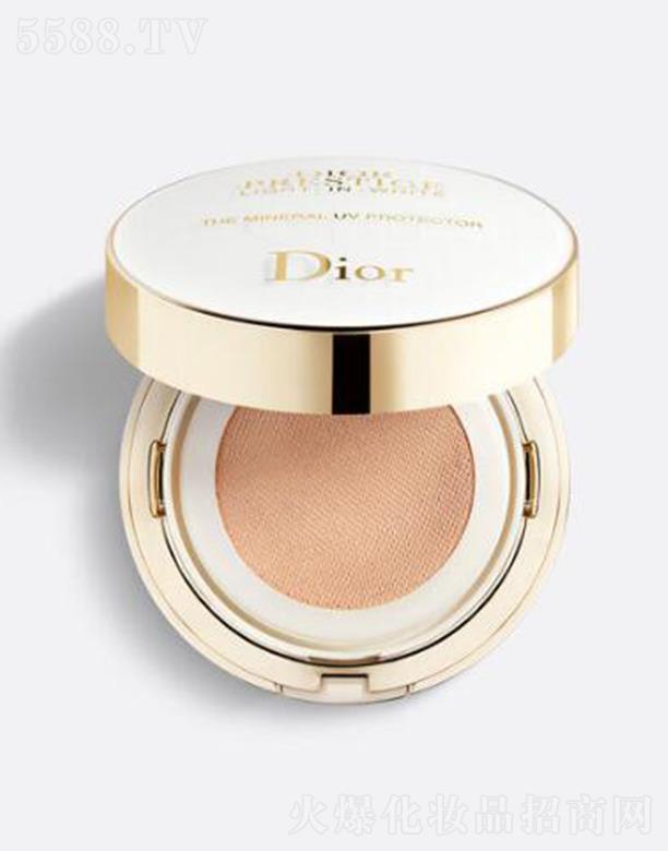 ϊWع͹p覵V|˪spf 50+ pa+++pɱybgSa(b)y