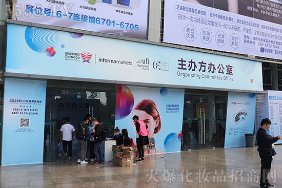 ɶI(y)[(hu)_ĻȿI(y)չr