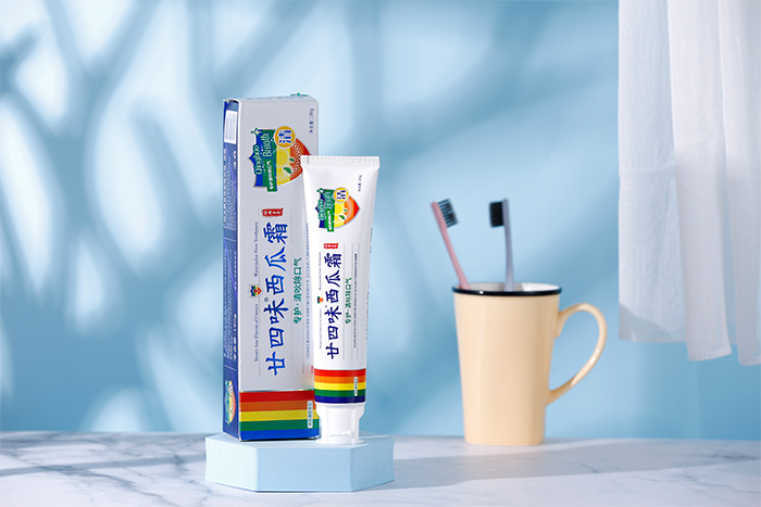 廿四味西瓜霜牙膏(專(zhuān)護(hù)·清吙除口氣) 廿四味西瓜霜牙膏(專(zhuān)護(hù)·清吙除口氣)