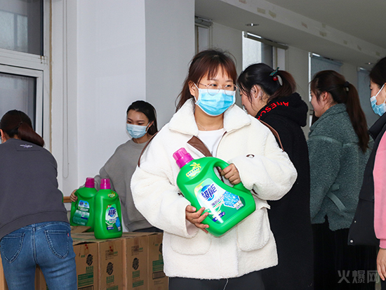 Ů(ji)𱬾W(wng)ɰl(f)Ů񌣌ٶY