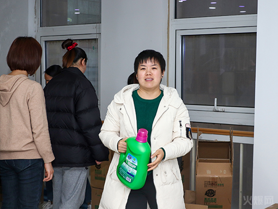 Ů(ji)𱬾W(wng)ɰl(f)Ů񌣌ٶY