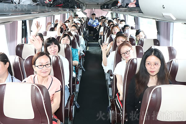 觀水尋秋,感受云上慢時(shí)光! 觀水尋秋,感受云上慢時(shí)光!