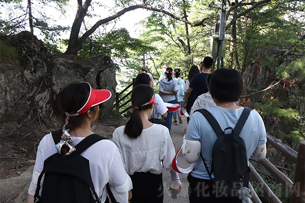 生命不息,奮斗不止 生命不息,奮斗不止