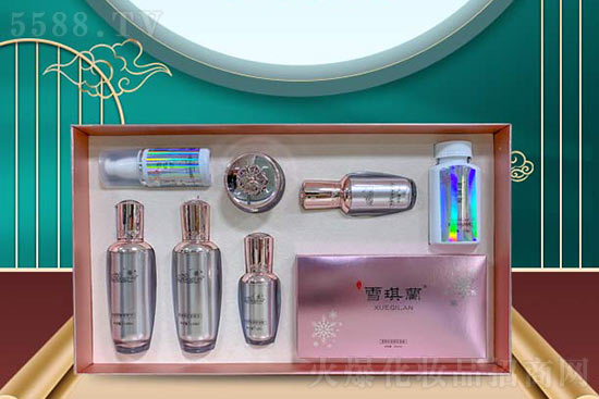 雪琪蘭雪顏御容祛痘調(diào)理套 雪琪蘭雪顏御容祛痘調(diào)理套
