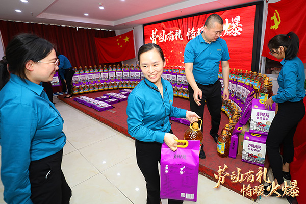 ڄжYů𱬣𱬾W(wng)Tһڄӹ(ji)