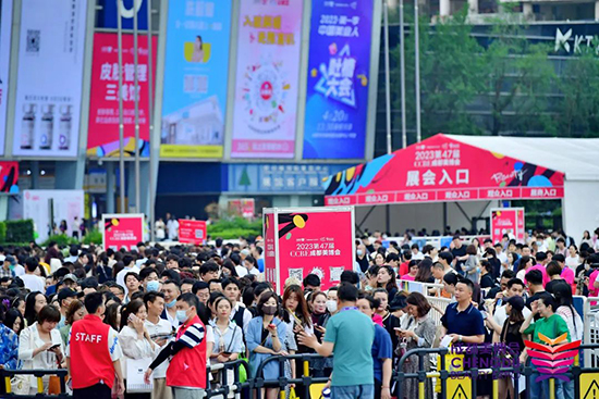 第47屆成都美業(yè)博覽會在成都世紀(jì)城新國際會展中心圓滿閉幕 第47屆成都美業(yè)博覽會在成都世紀(jì)城新國際會展中心圓滿閉幕